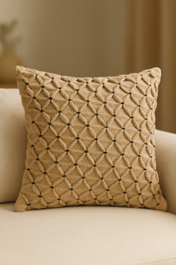 The Cozy Eddit | Knotted Charm