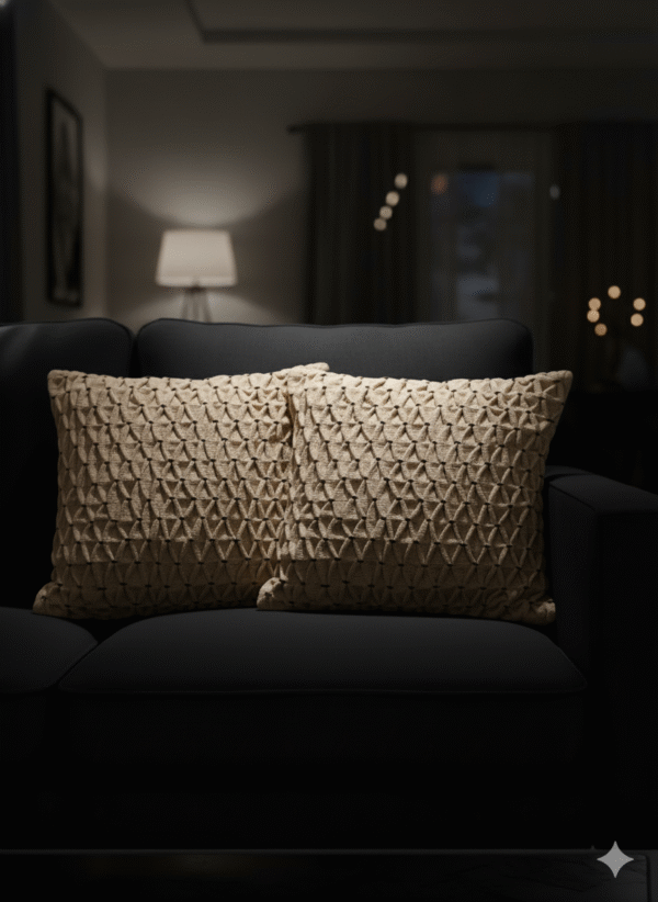 The Cozy Eddit | Knotted Charm